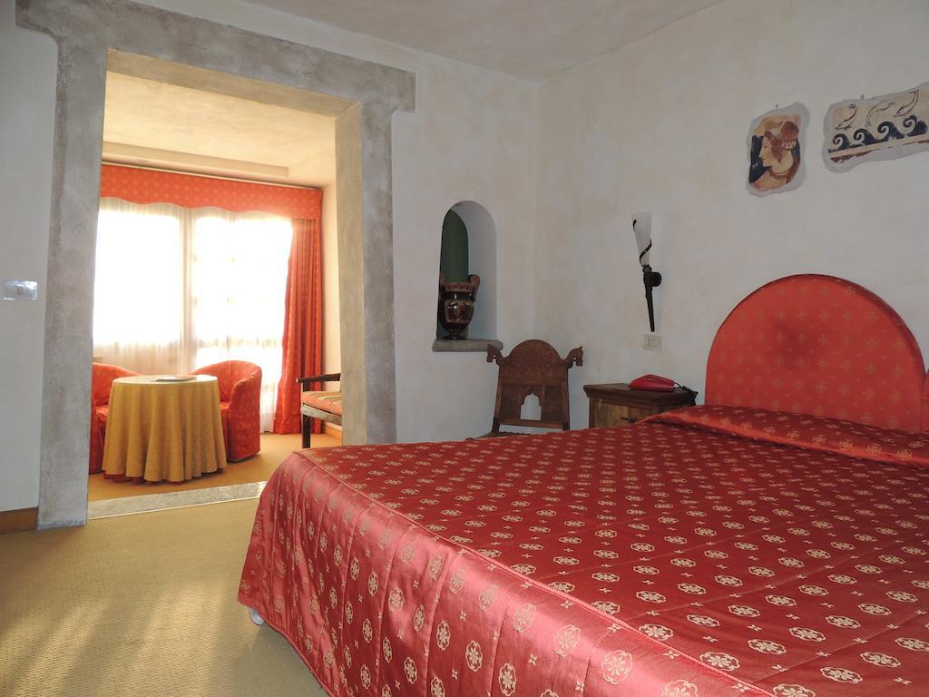 Country Relais I Due Laghi Villa Anguillara Sabazia Szoba fotó